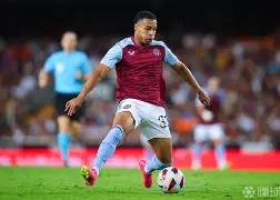 爱游戏登录入口-集结日阿斯顿维拉调整名单以备英超；强势反弹环节打磨；更衣室稳定；阵容厚度经受考验的简单介绍